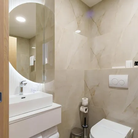 Aparthotel Move In