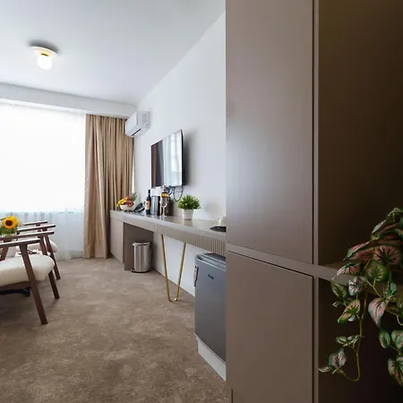 Move In Aparthotel 4*