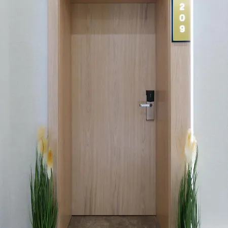 Move In - ベオグラード