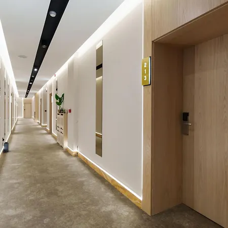 Move In - アパートホテル 4*