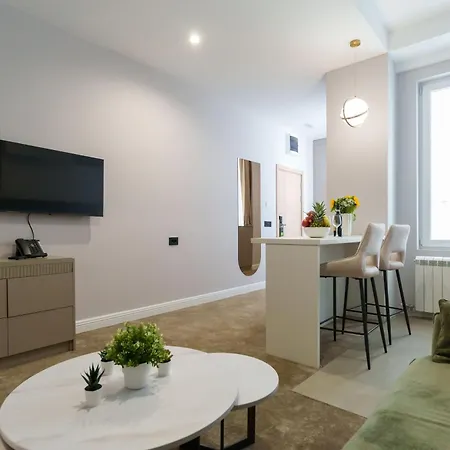 Move In - 4* ベオグラード