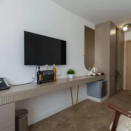 Move In - アパートホテル 4*