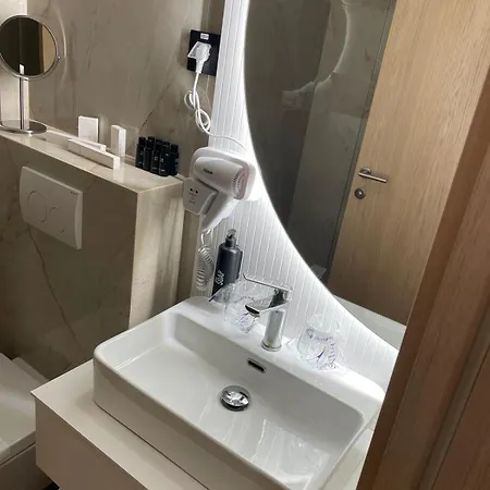 Move In Aparthotel 4*