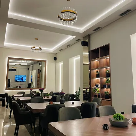 Move In Aparthotel 4*
